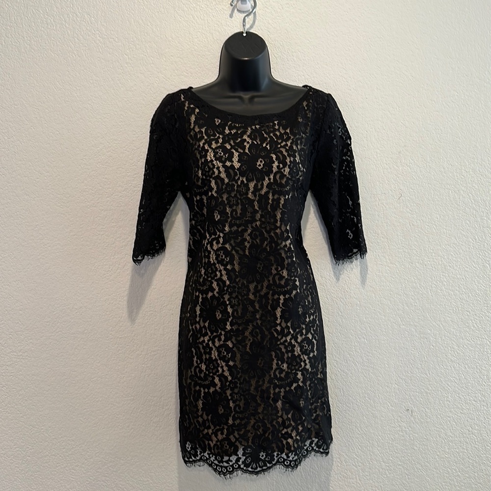 Robert Rodriguez Timeless and Classic Black Lace Dress size 6